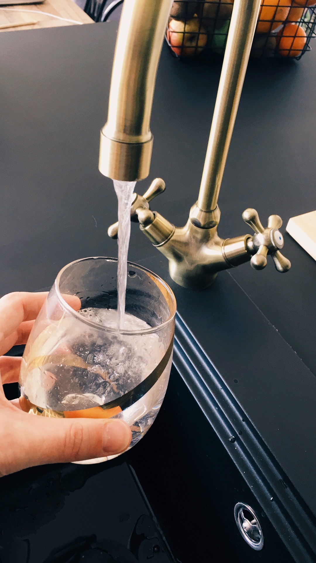 EAU DU ROBINET / EAU EN BOUTEILLE : LE MATCH